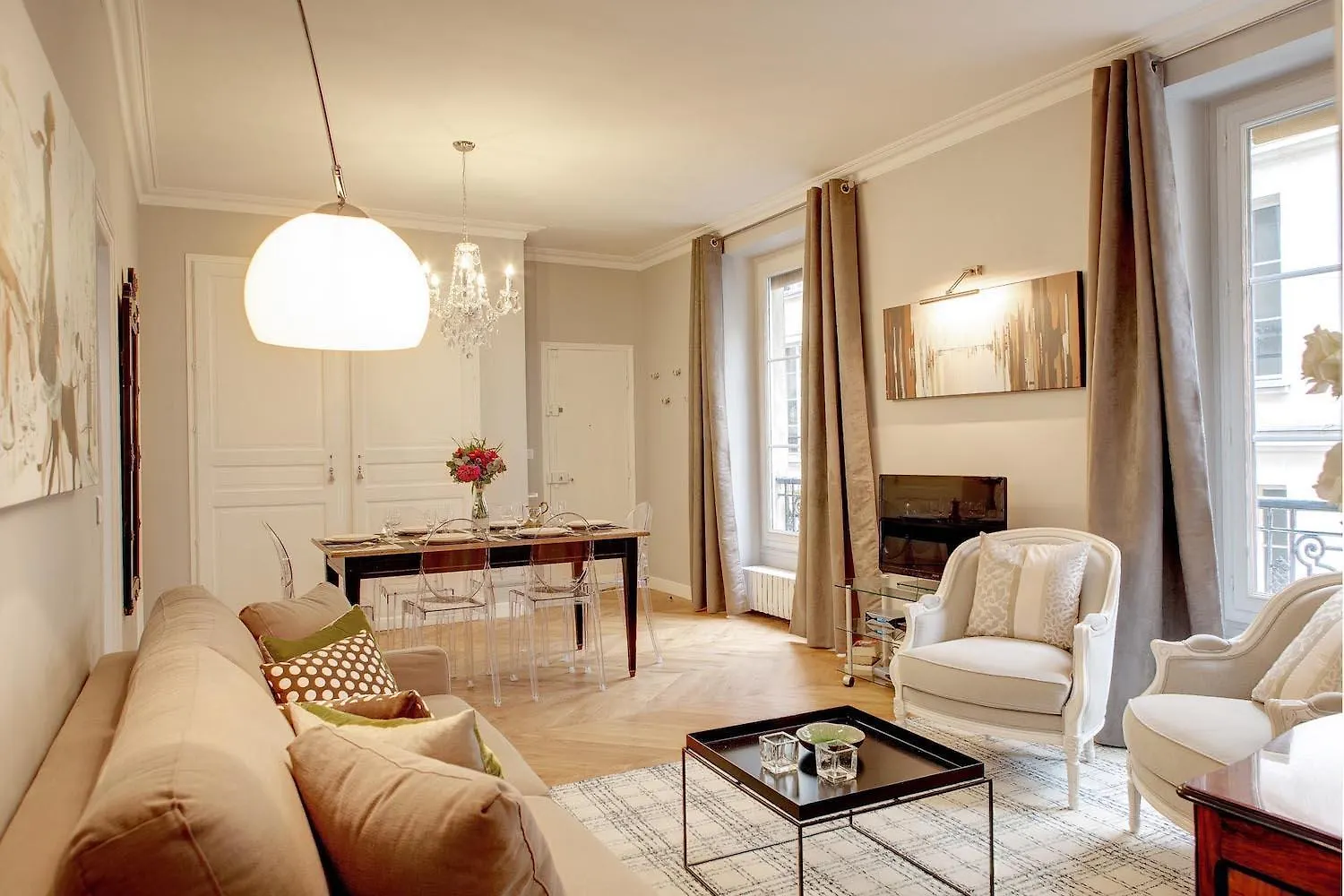 Daire Blanc Manteau Residence Paris