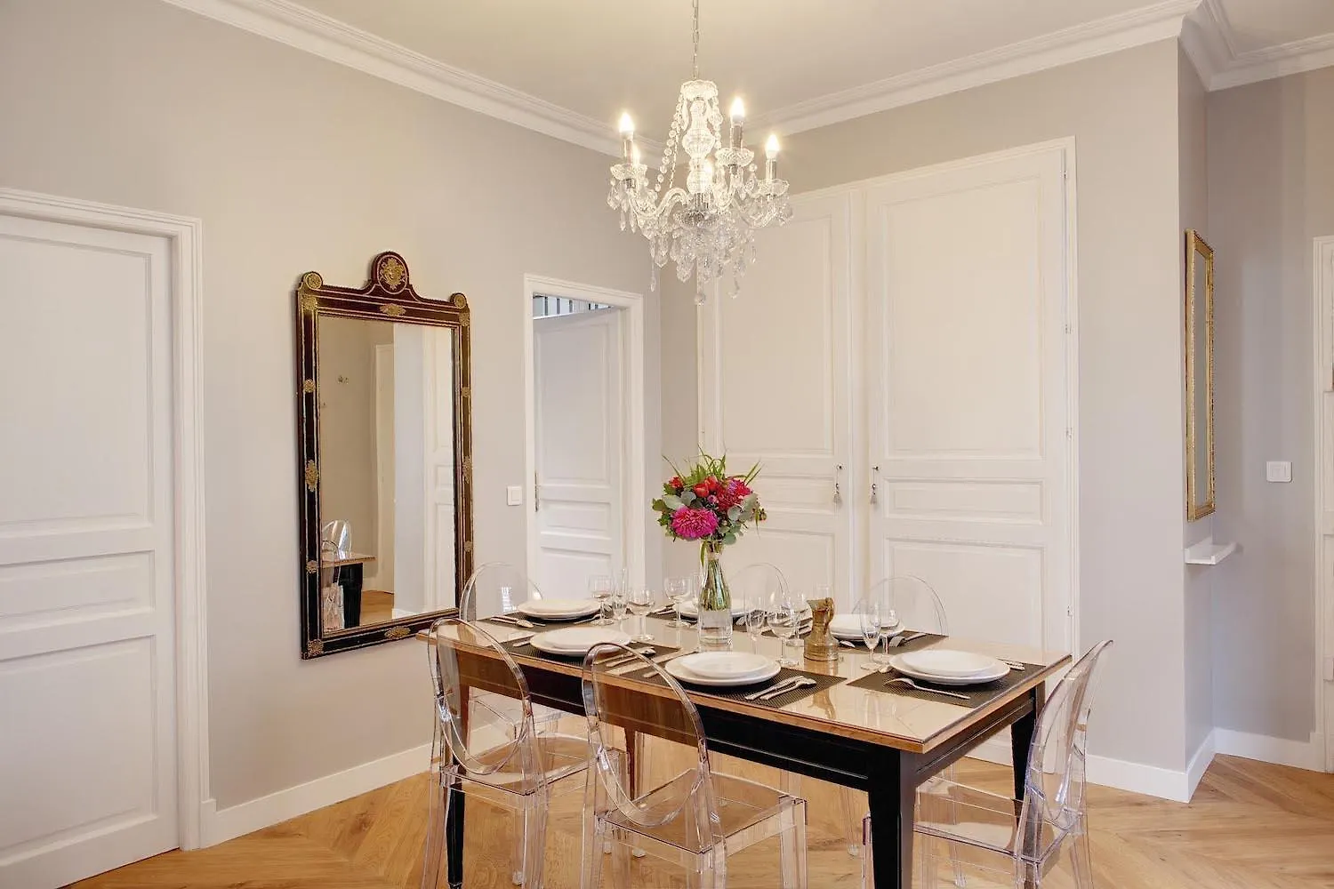 Blanc Manteau Residence Paris Fransa